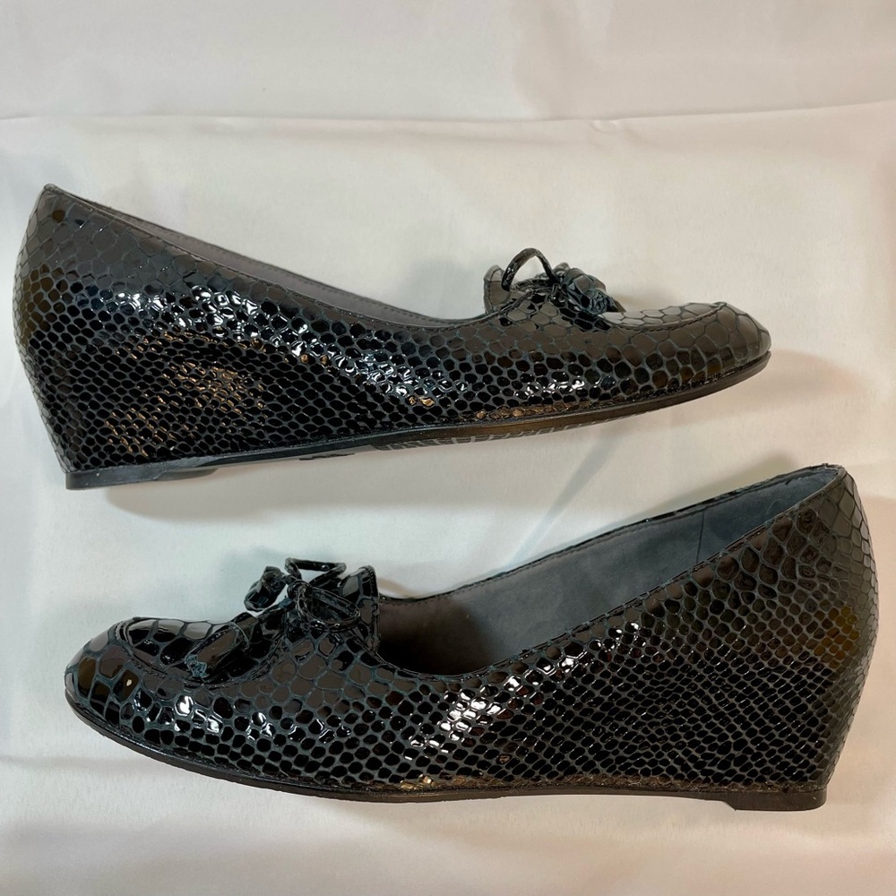 Stuart Weitzman Black Python Embossed Patent Leat… - image 7